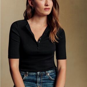 Sezane Theodora Button Tshirt Large